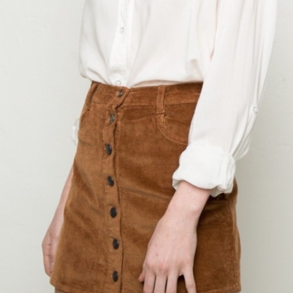 Brandy Melville Skirt - Picture 4 of 4
